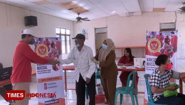 BINDA NTT Terus Menggelar Vaksinasi Massal dan Door To Door di Sumba Timur